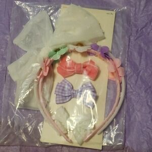 🎀Girls Head bands and hair clips🎀